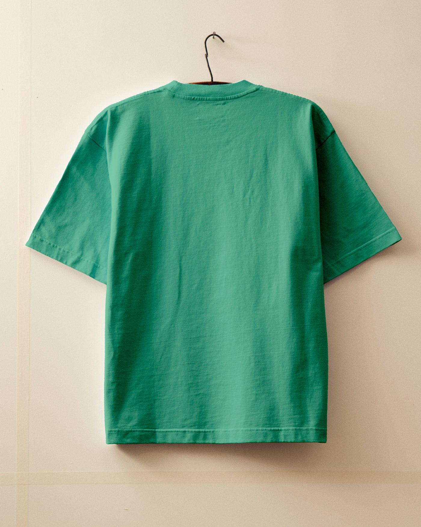 The tee - Green