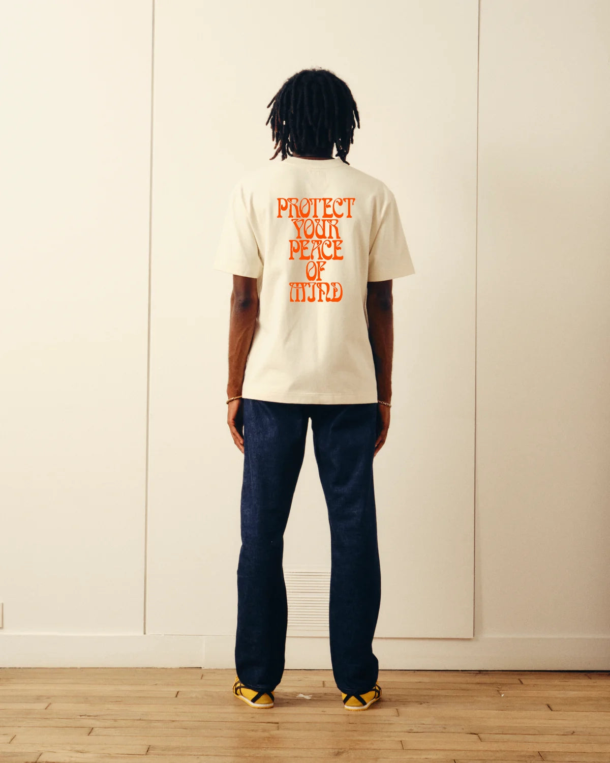 T-shirt Protégez votre tranquillité d'esprit - Écru