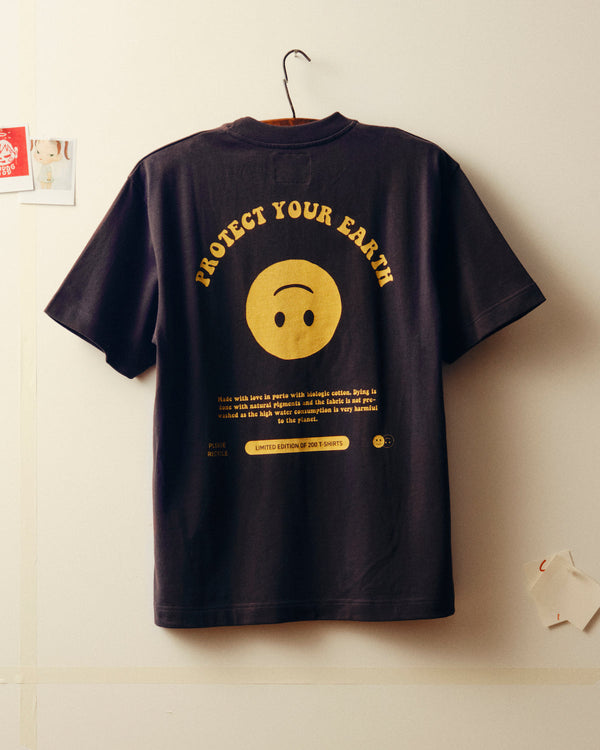 Protect Your Earth t-shirt - Off-Black