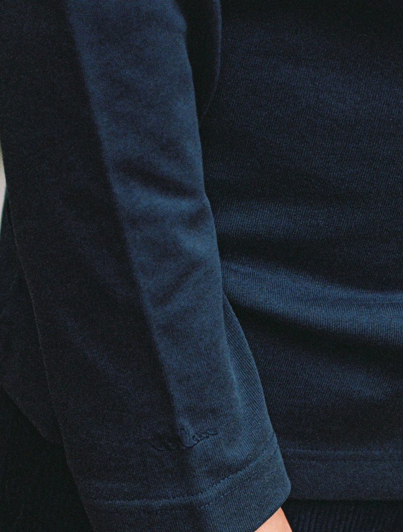 NAVY LONG SLEEVE T-SHIRT - SLEEVE BRANDING